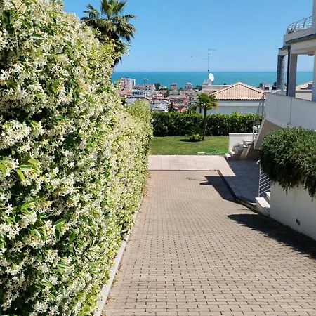 Guest house Just Blue Montesilvano